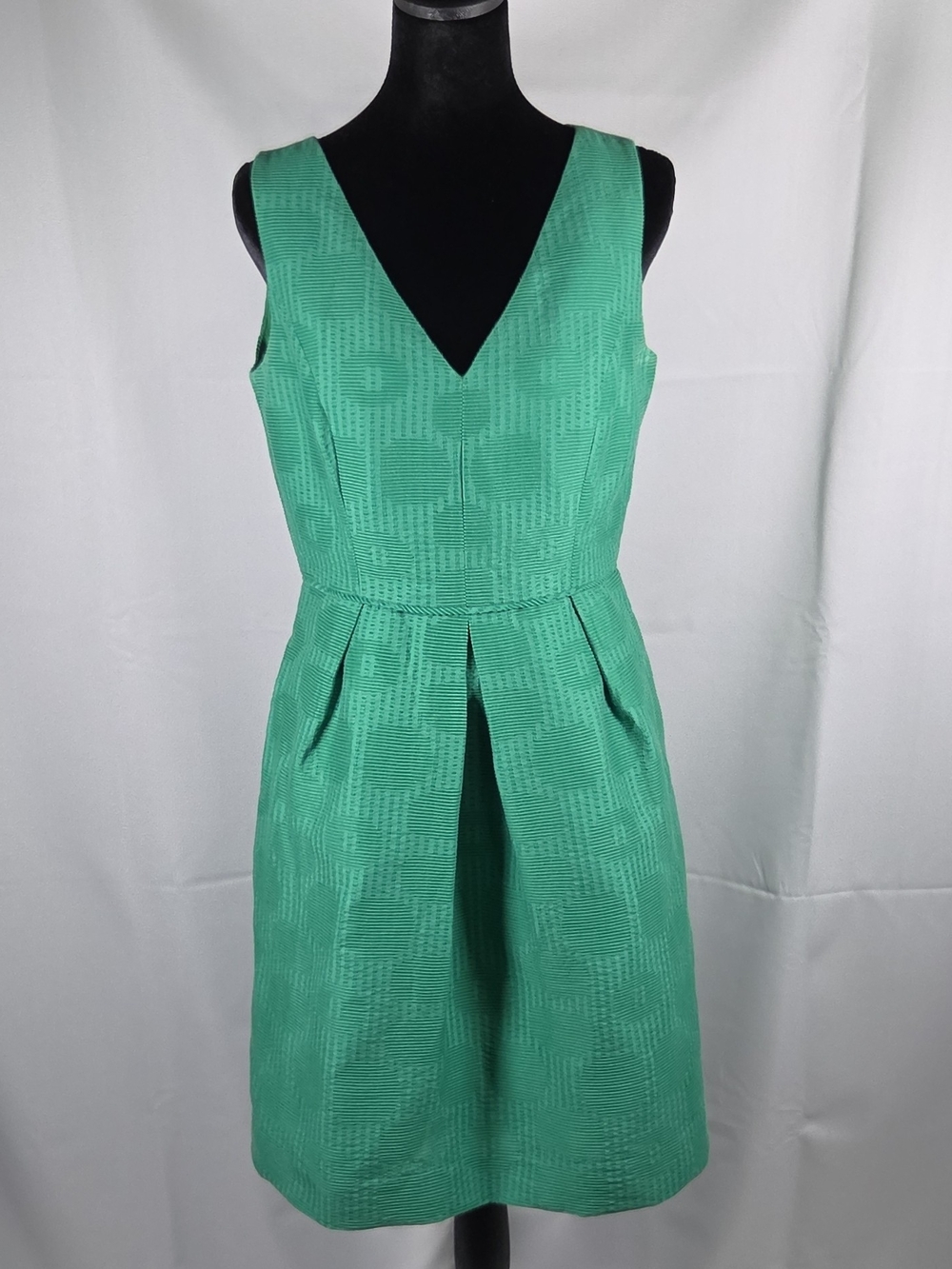 J. Crew Green V-Neck Pleated Waist Dress With Pockets Size 6